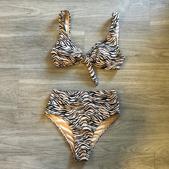 High Waist Cheeky Tiger Print Bikini - Picture 1 of 2